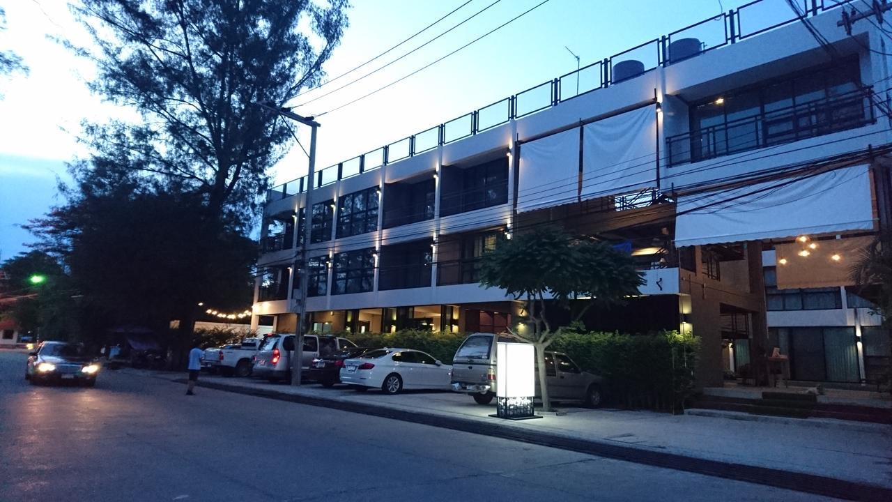 Bluemoon Hotell Cha-Am Exteriör bild